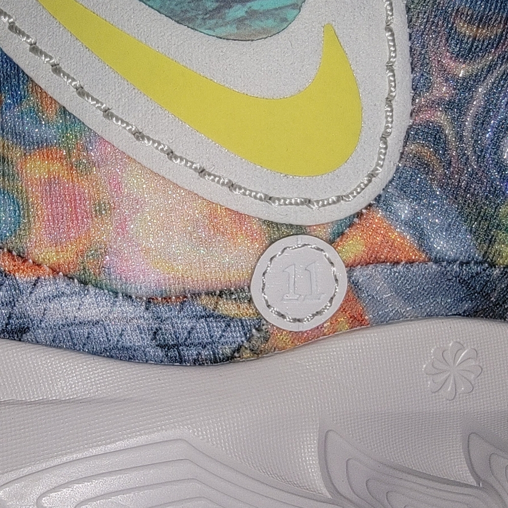 Kyrie 8 unreleased Circle of Life size 5(5.5) - Picture 6 of 15